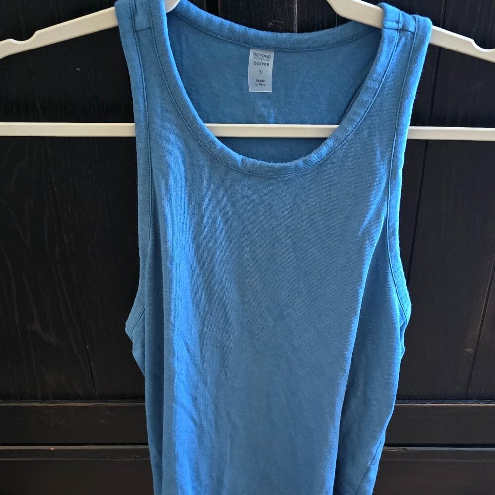 Barre3 workout shirt tank blue size s